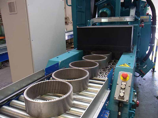 車輪拋丸機,輥道通過式清理設(shè)備 車輪拋丸機,輥道通過式清理設(shè)備